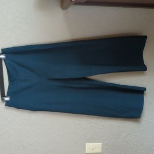 Pact Avenue Cropped Pants Celestial Blue NWT